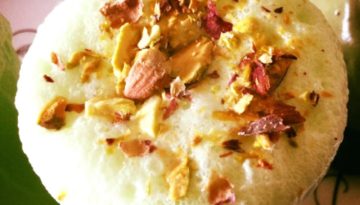 खस की सुगन्ध वाली लस्सी