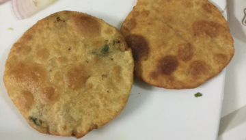 आलू की कचौड़ी