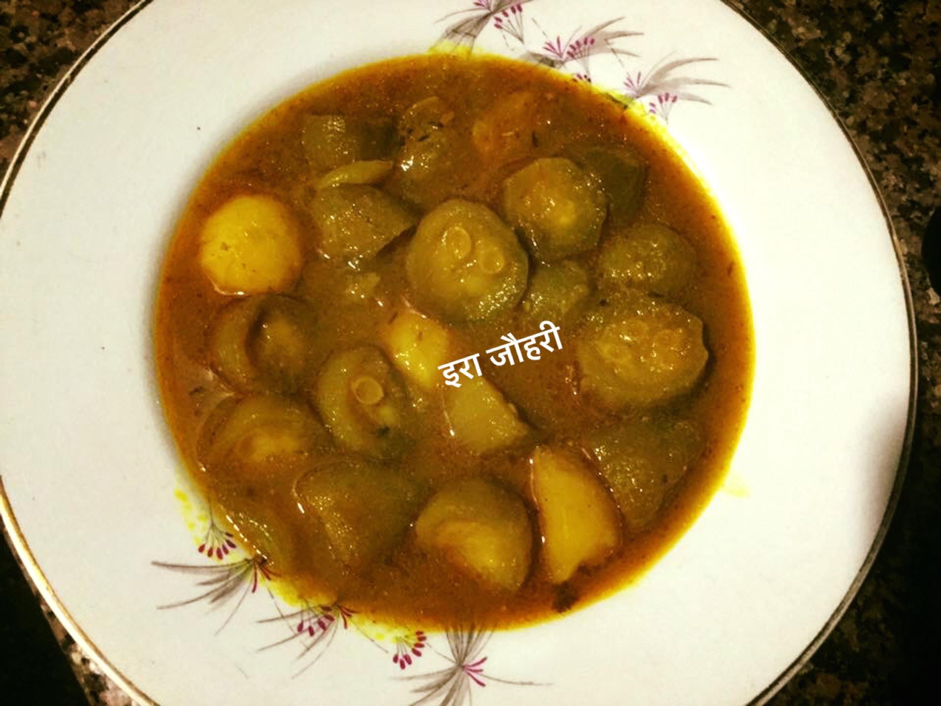 रसीले परवल आलू