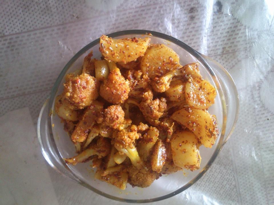 गोभी मूली का चटपटा मौसमी अचार