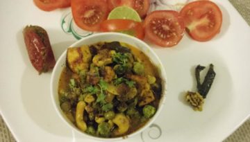 काजू , मटर ,मखाना ,पनीर की लज़्ज़तदार ज़ायक़ेदार रसीली सब्जी