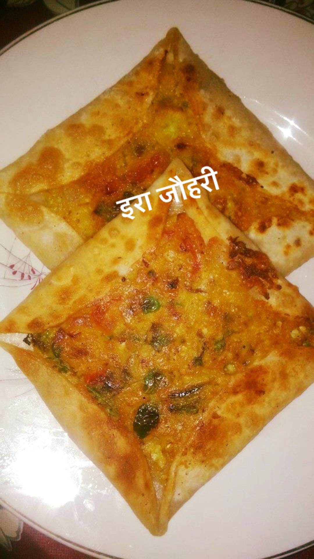 फूलगोभी के बेसनी मुगलाई पराठे और छौंका हुआ दही !!!!!