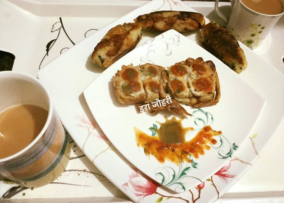 ब्रेडरोल के साथ सॉसी ब्रेड टिक्की