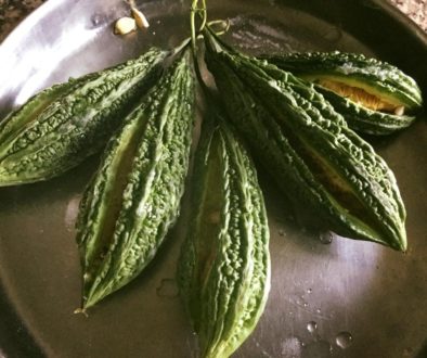 बिना चिकनाई के बनाये भरवाँ करेला !!”0″ jeero oil recpie