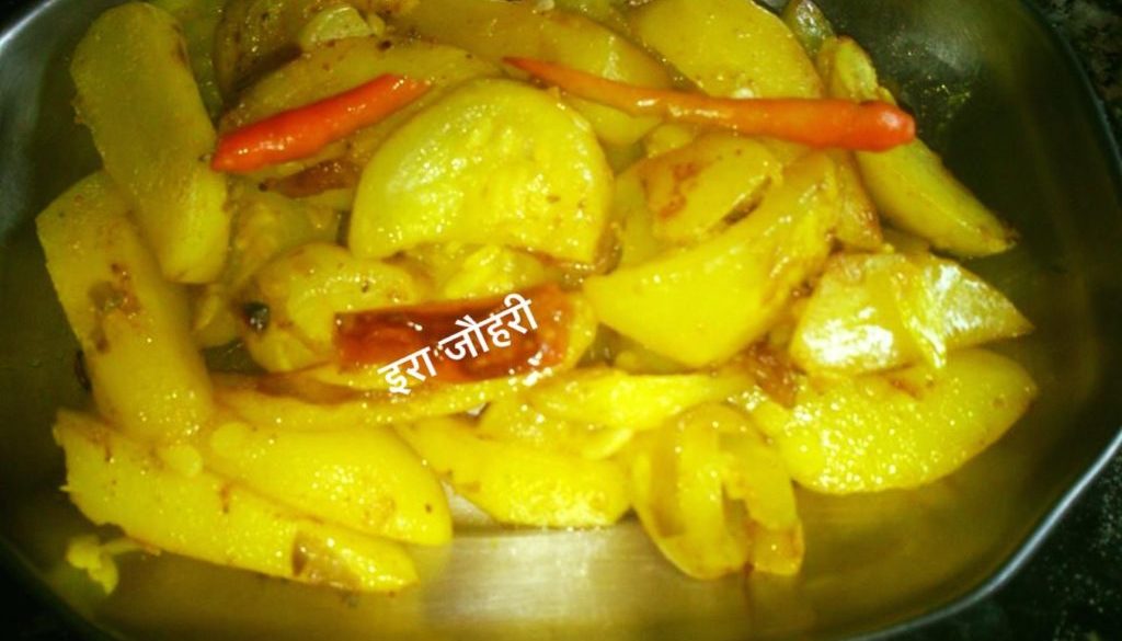 हल्के मसाले की टिन्डे आलू की स्वादिष्ट सब्जी
