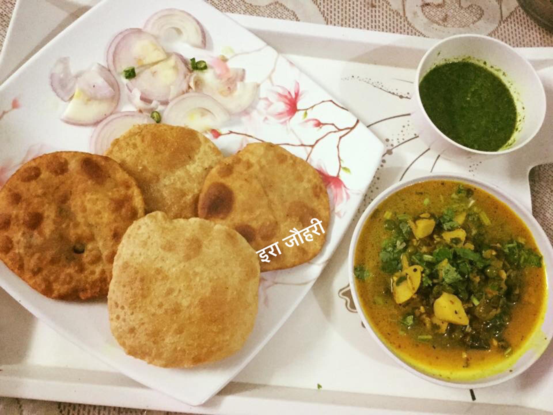 त्योहार पर बना  भोजन