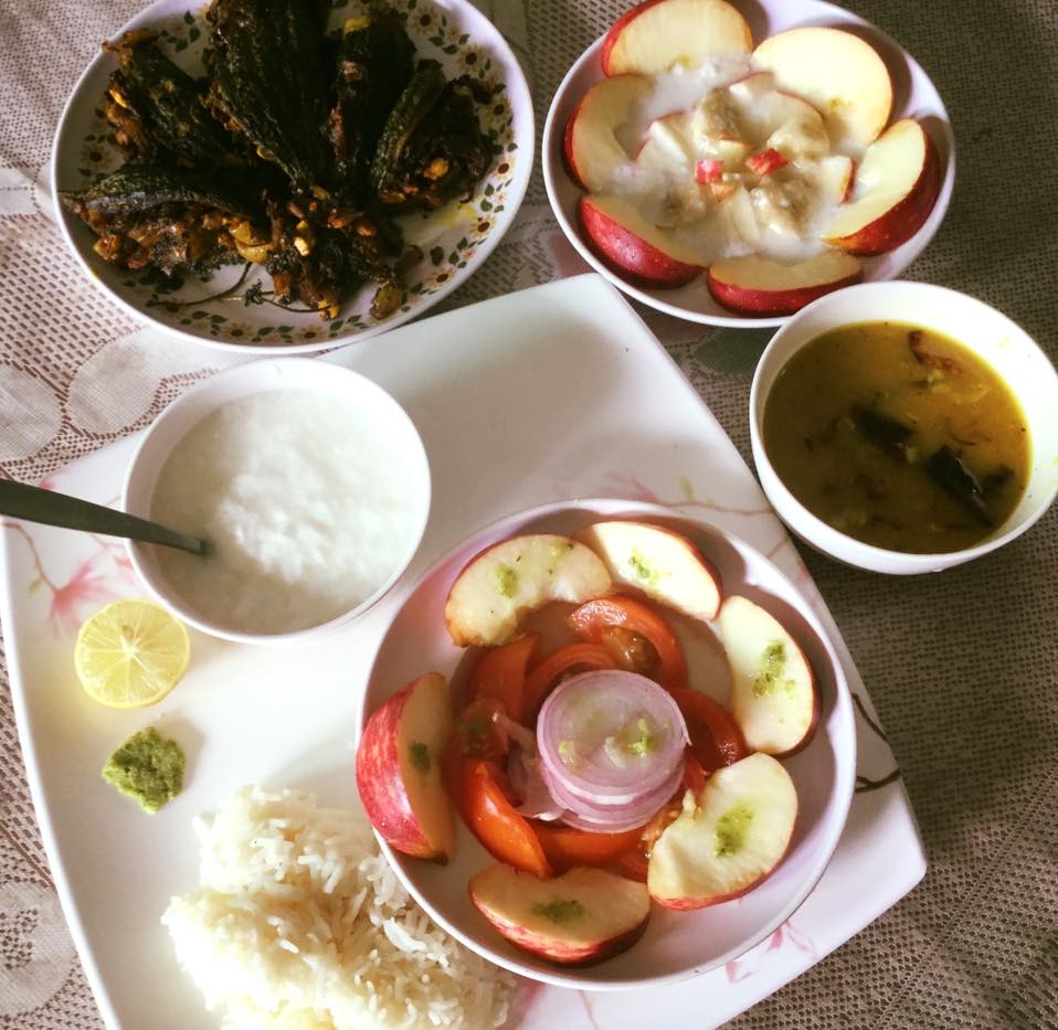 दोपहर का सम्पूर्ण भोजन