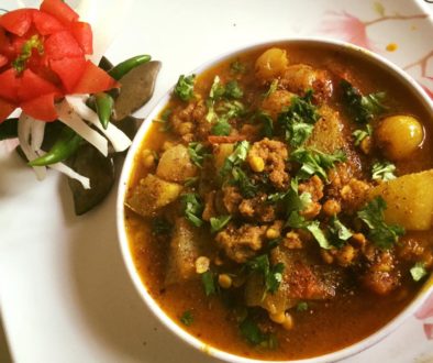 लौकी बड़ी दो प्याजा वाली चने की दाल