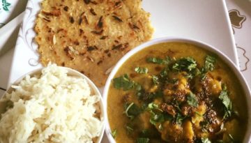 मूँग की दाल की झोरी , चावल व मीठा चीला !!!!