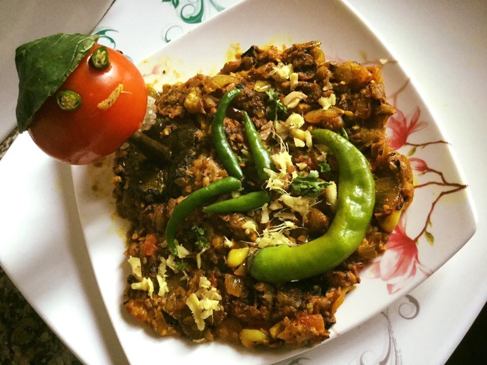 बैगन का मसालेदार भर्ता !!!