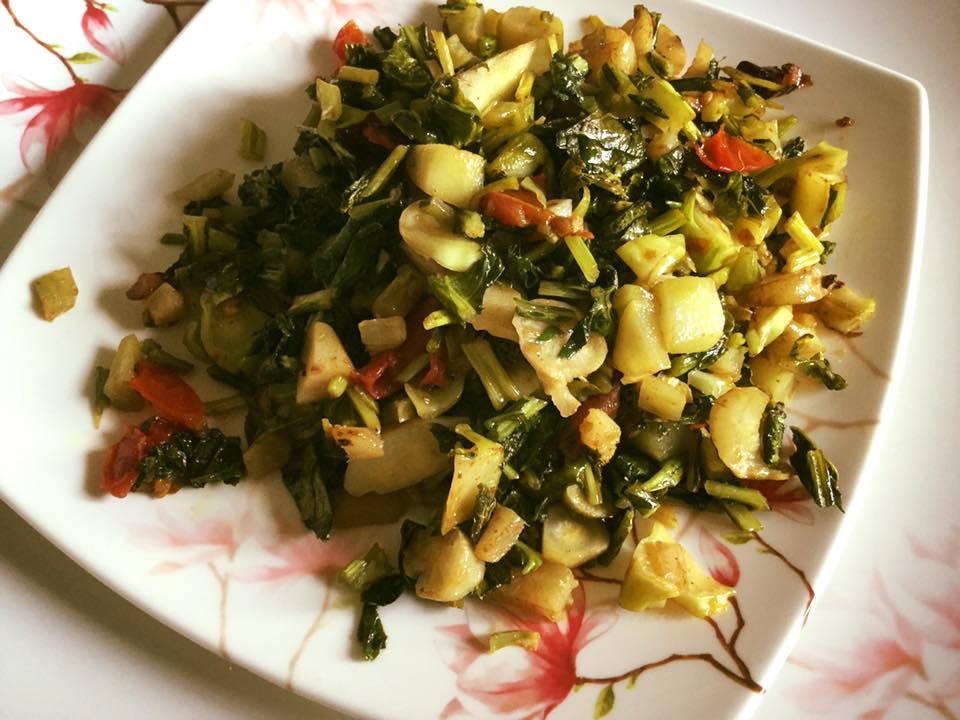 गोभी और मूली के पत्तो से बनायें स्वास्थ्यवर्धक साग !!!