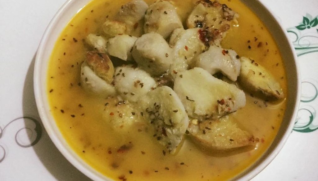 अजवाइन मिर्च की रसीली घुइया !!!!