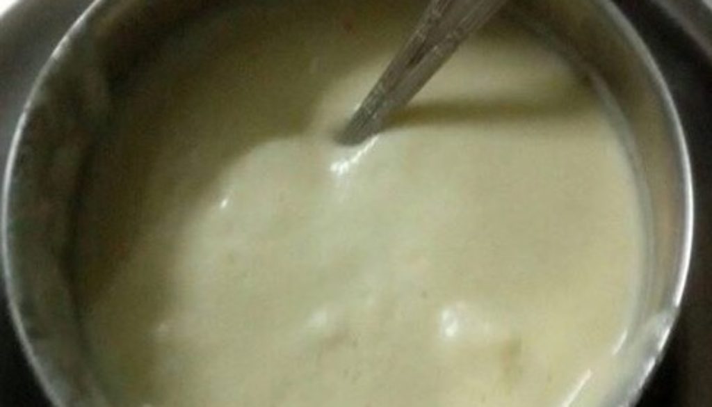 पौष्टिक स्वादिष्ट सूखे मेवों व फलो के गुणों से भरपूर मिल्कशेक