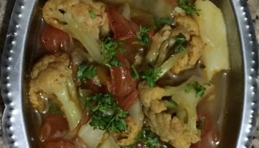 बिना मसाले का आलू गोभी टमाटर !!!