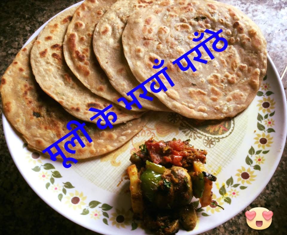 मूली के भरवाँ पराठे