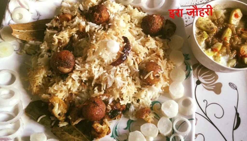 गोभी गोलिया पुलाव और सेब का रायता