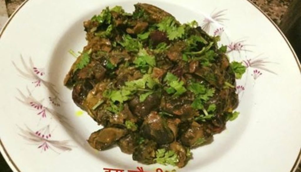 सिंघाड़े के मुलायम छिल्को की सब्जी