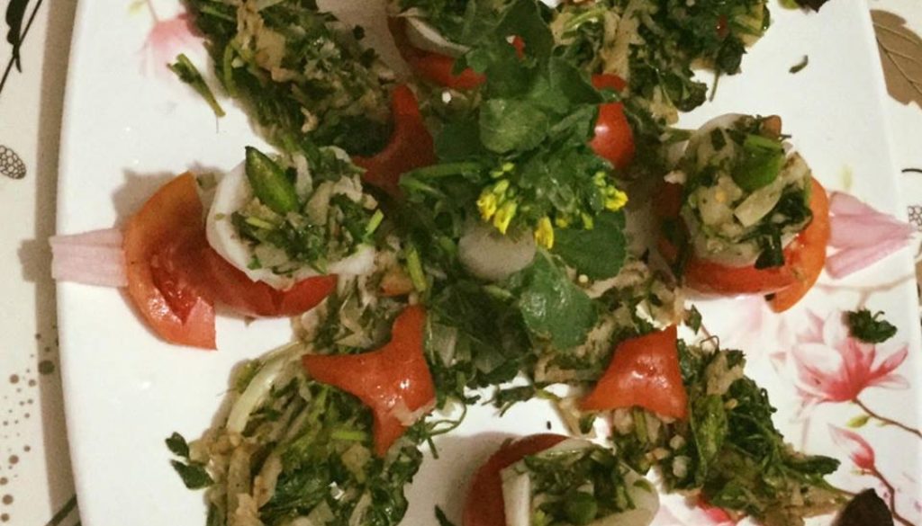 छौकी हुई मूली से सज़ा सलाद !!!!!!!