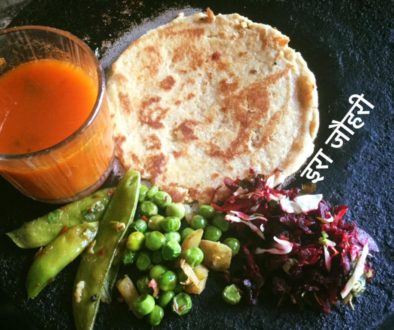 चुकन्दर की सूखी सब्जी ,और हरी मटर व आलू , अरहर की दाल के मस्त भरवाँ पराठे , मीठा चीला और टमाटर सूप!!