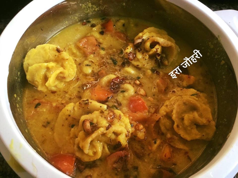 दाल के बग़ीचे मे सजे फरों के फूल !!!!