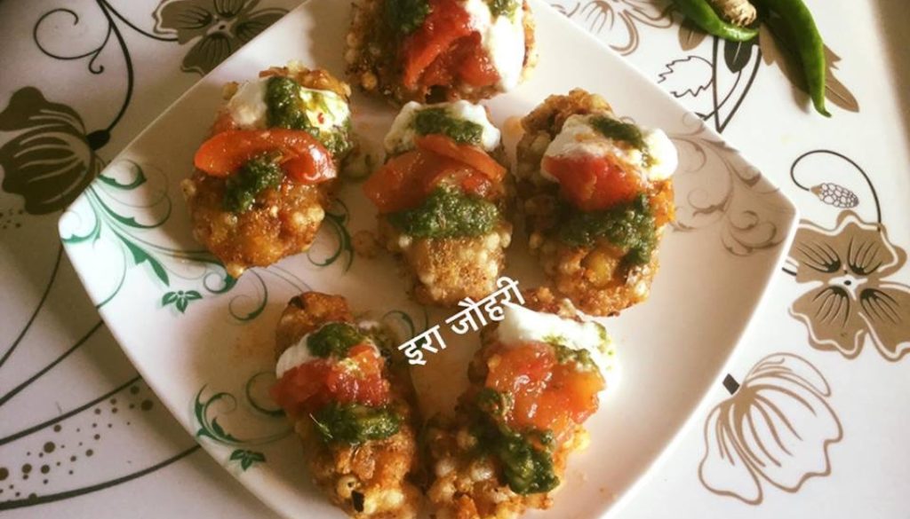 नवरात्रि स्पेशल  शाम की चाय संग साबूदाना रोल्स व बड़े इंज्वाय करिये