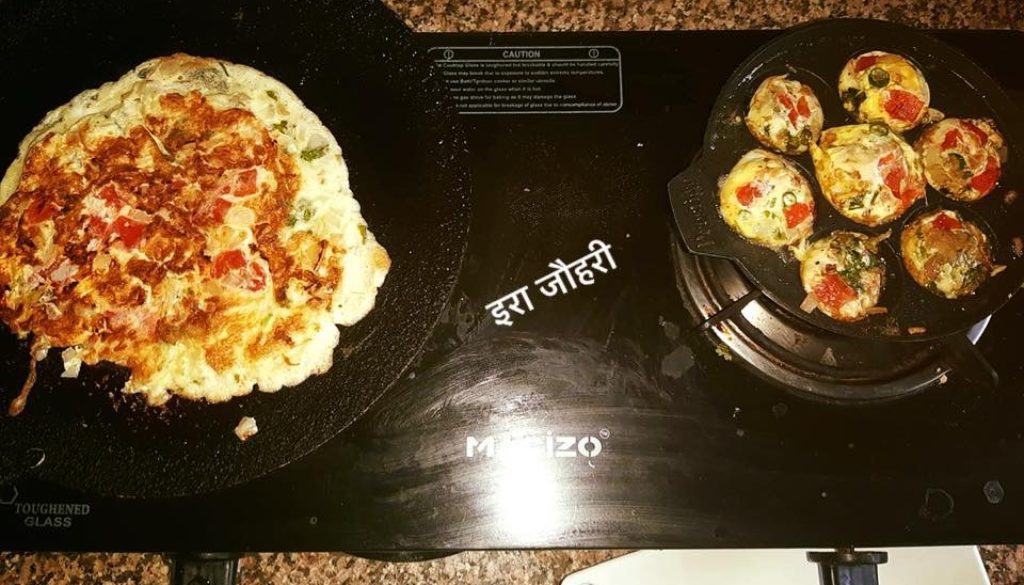 अन्डा अप्पम व ऑमलेट